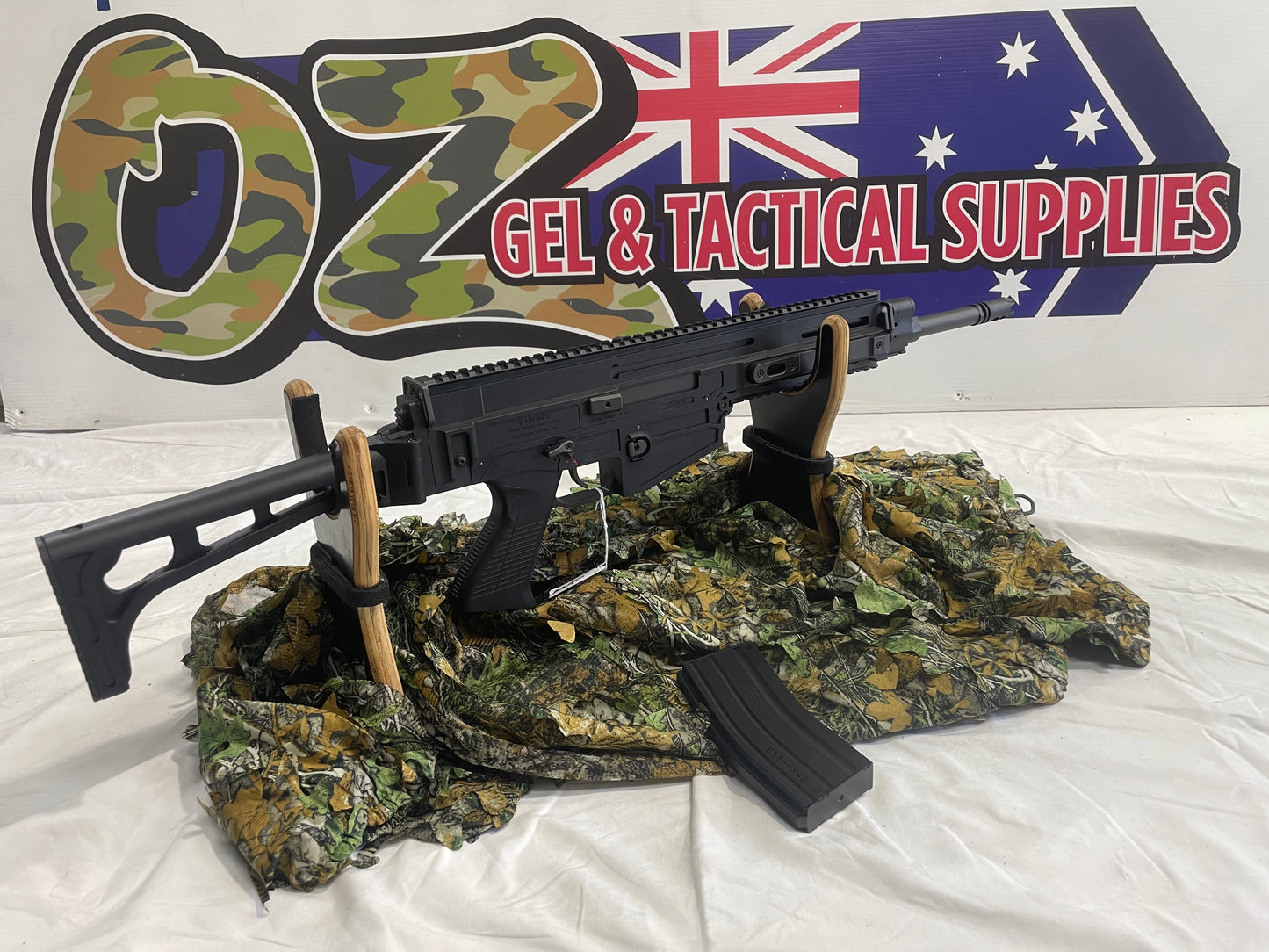 ZH Nylon CZ805 Gel Blaster – Durable Nylon Construction
