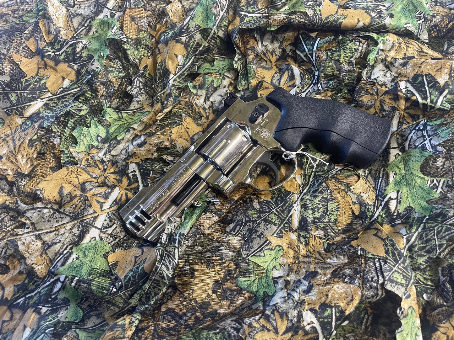 Full Metal S&W 500 Chrome CO₂ Revolver – High-Powered with Realistic Shell Loading